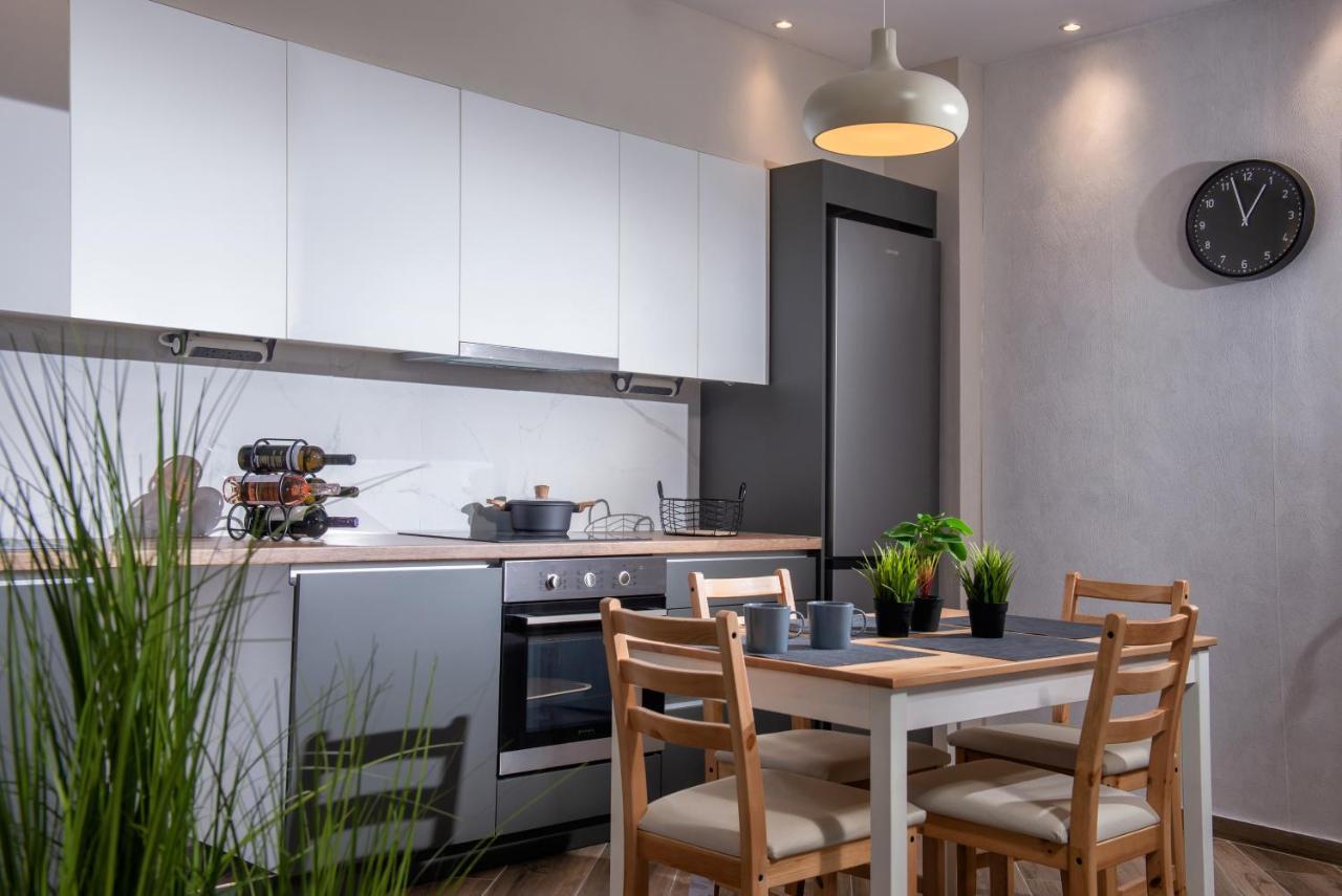 Archipelagos Apt In The Heart Of The City 伊拉克利翁 外观 照片