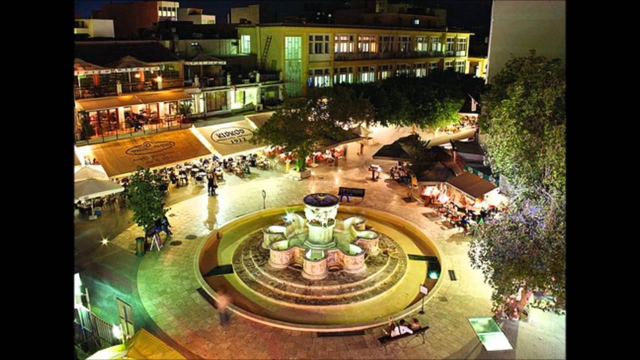 Archipelagos Apt In The Heart Of The City 伊拉克利翁 外观 照片